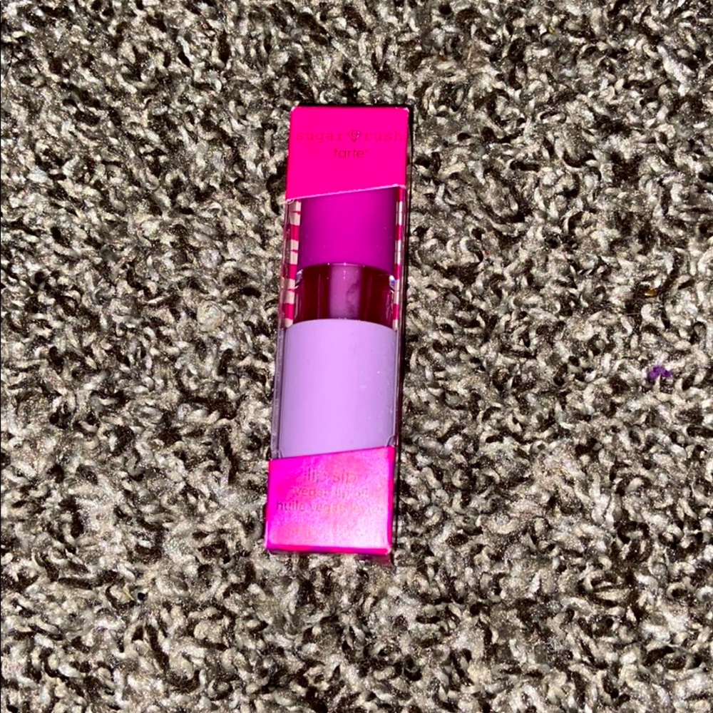 Really pretty lip gloss